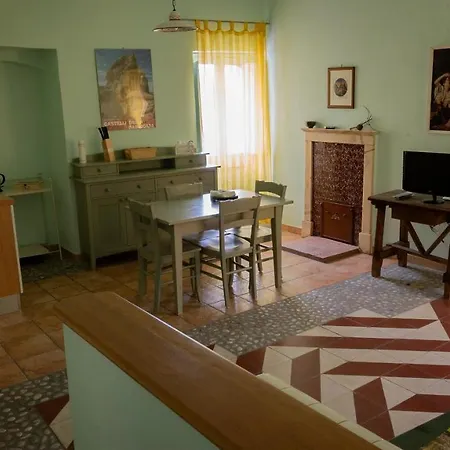 La Via Di Fuga Pietrapertosa