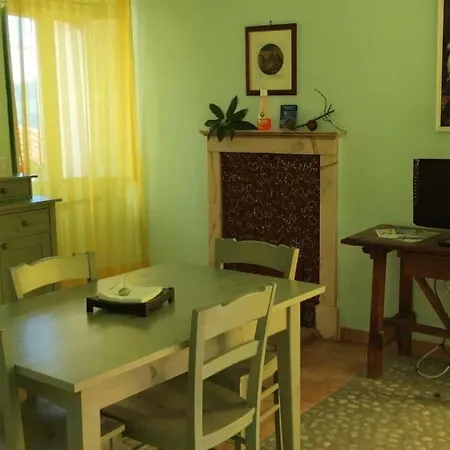 La Via Di Fuga Apartment