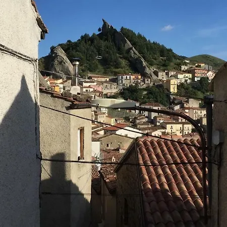 La Via Di Fuga Apartment